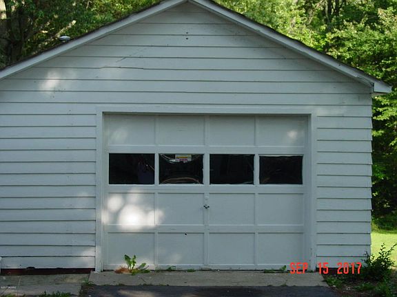 4th image of 13109 Brockway Blvd