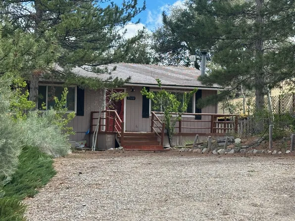 2100 Zermatt Dr, Pine Mountain Club, CA 93222