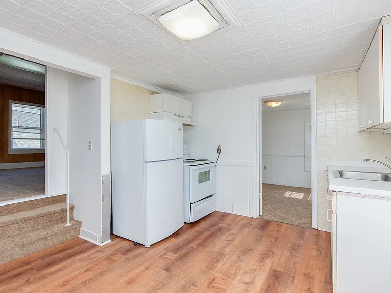 2 Williams Ct #2 — Photo 2