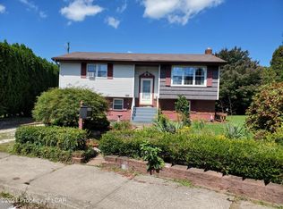 331 Candlewood Cir, Hazleton, PA 18201