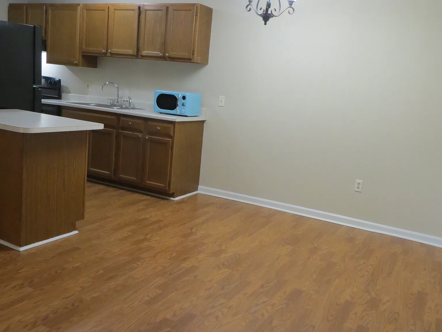 251 Simpson Avenue — Photo 4