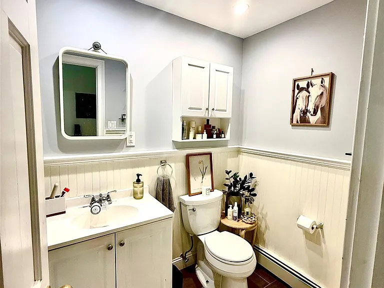 9 Oyster Bay Rd — Photo 7