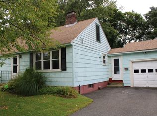14 Place Ter, Greenfield, MA 01301