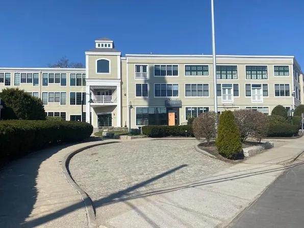 40 Washington Street #302, Camden, ME 04843