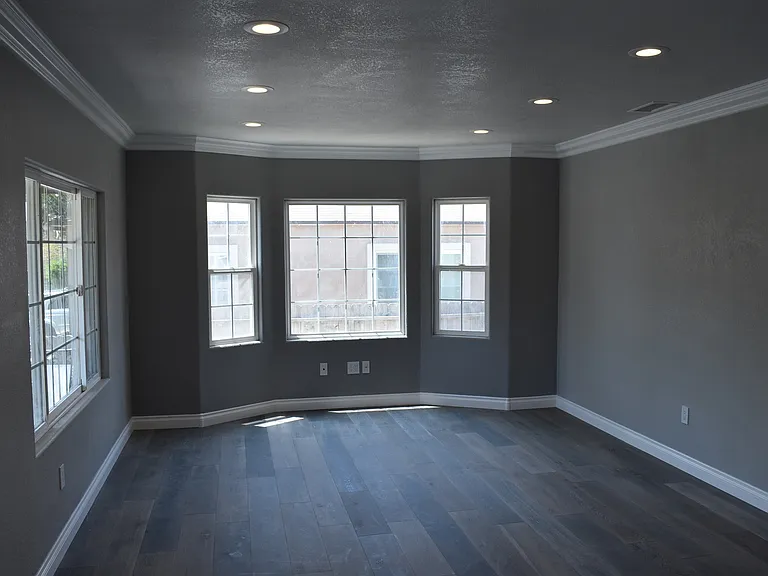3128 Marlborough Ave — Photo 4