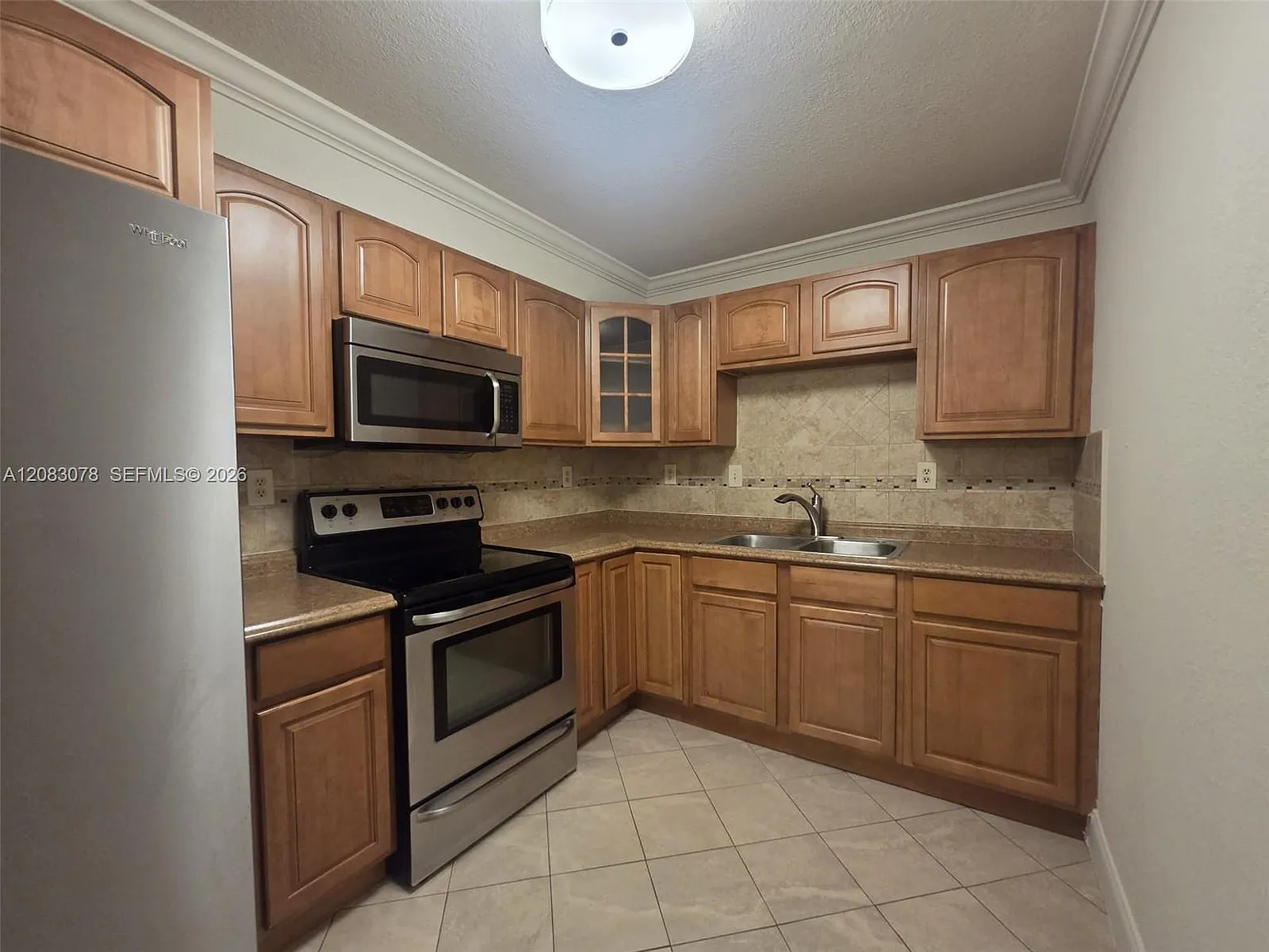 Omega Condo No 4 — Photo 3