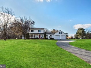 107 Heritage Ln, Sykesville, MD 21784