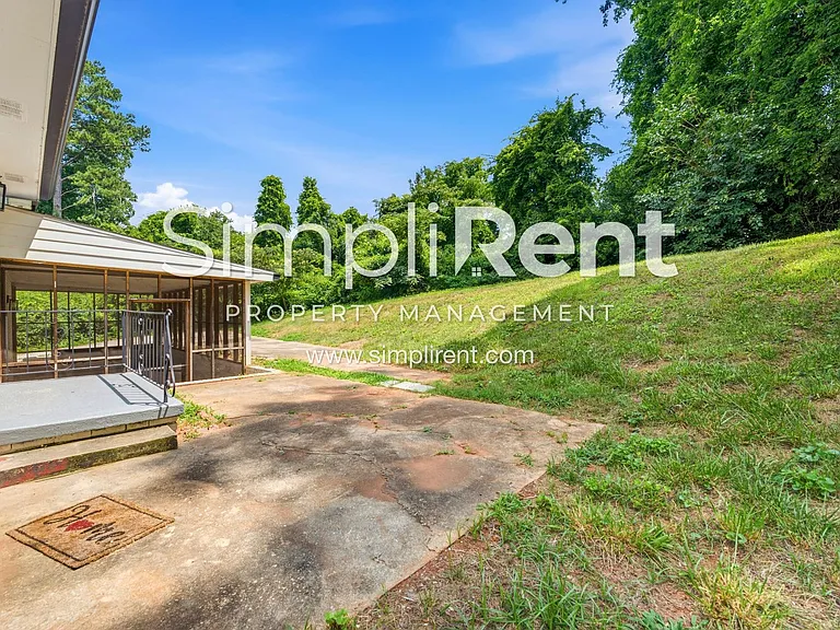 3685 Glen Falls Dr — Photo 21