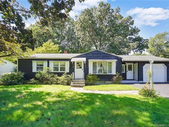 2 Tanglewood Avenue, Enfield, CT 06082