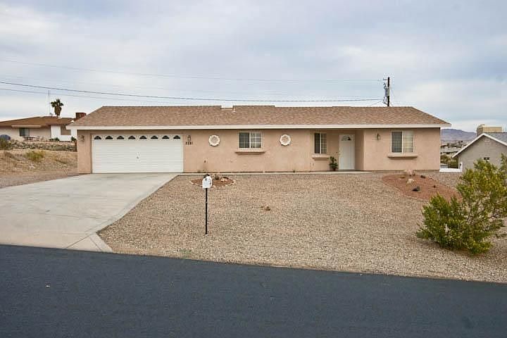 1st image of 2281 Sahara Dr