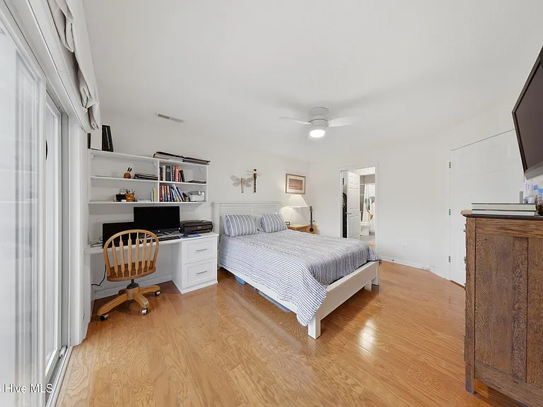 3350 Club Villas Dr #1103 — Photo 19
