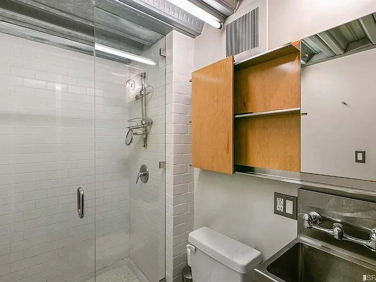 83 McAllister St #204 — Photo 4