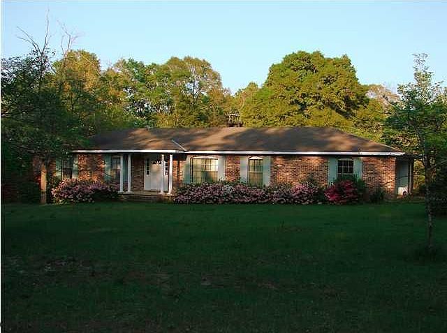 2nd image of 8140 Oak Hill Dr