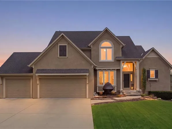 5903 W 145th Ter, Overland Park, KS 66223