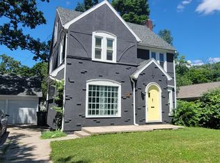 916 W Grand River Ave, East Lansing, MI 48823