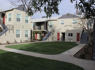 2208 24th St APT B, Bakersfield, CA 93301