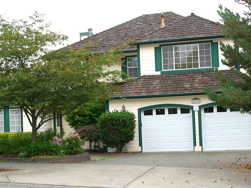 1st image of 4323 Nassau Ave NE
