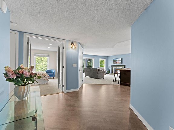 3rd image of 3030 Saint Albans Mill Rd APT 215