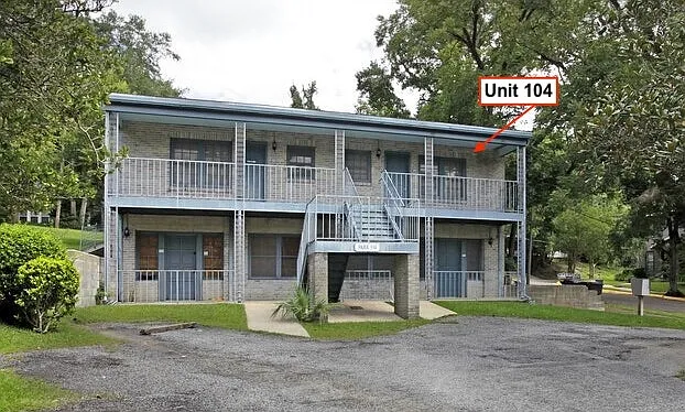 538 East Park Avenue, Unit 104 — Photo 1