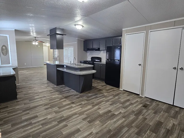 Lakewood Estates (TX) — Photo 23