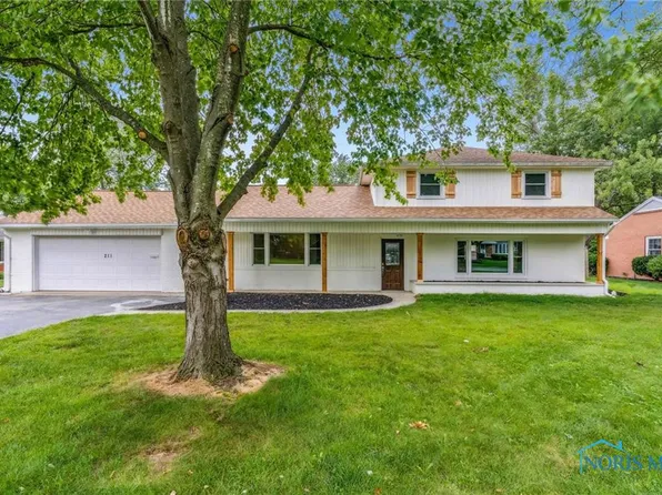 211 Orchard Ln, Findlay, OH 45840