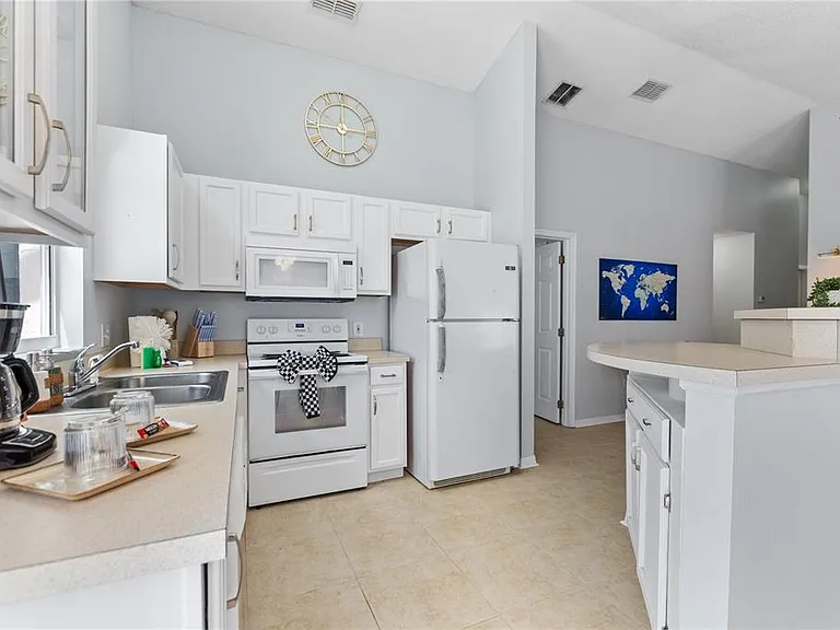 2960 Kokomo Loop — Photo 44