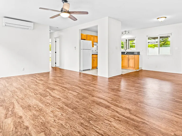630 Wanaao Rd — Photo 32