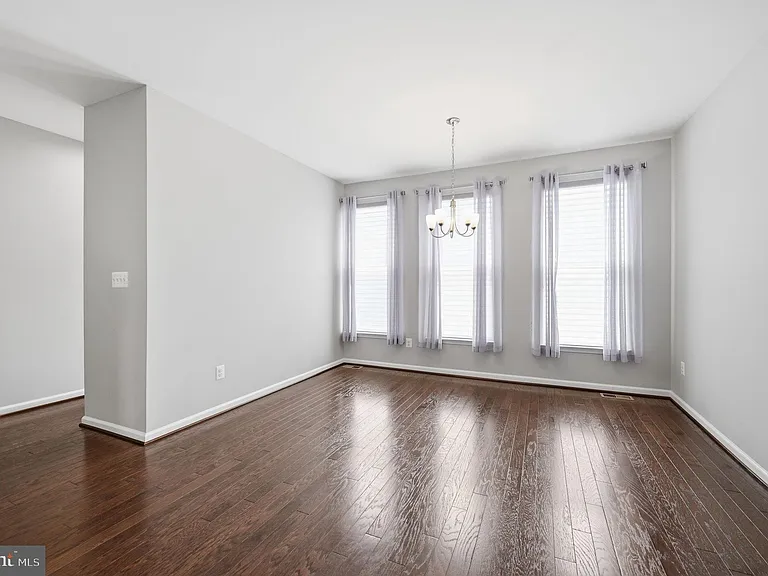 650 Aspen Rd #108 — Photo 6