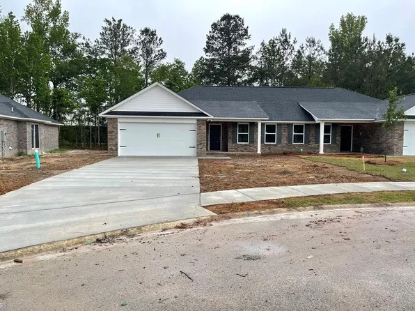 20 Lexington Ct, Sumter, SC 29154