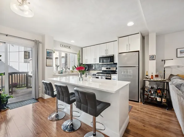 219 Marion St #1, Boston, MA 02128