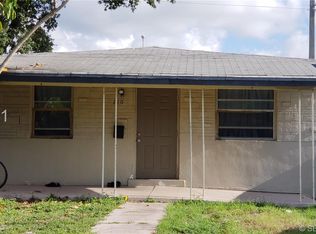 210 SW 2nd Ter, Dania Beach, FL 33004