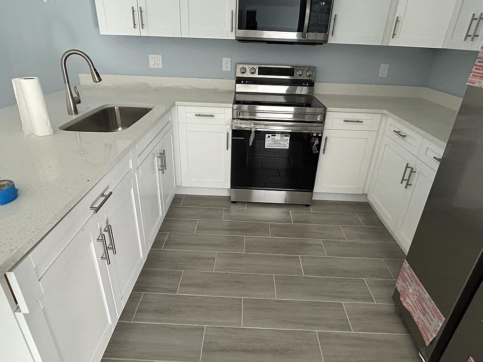 1st image of 152 Beckley Dr
