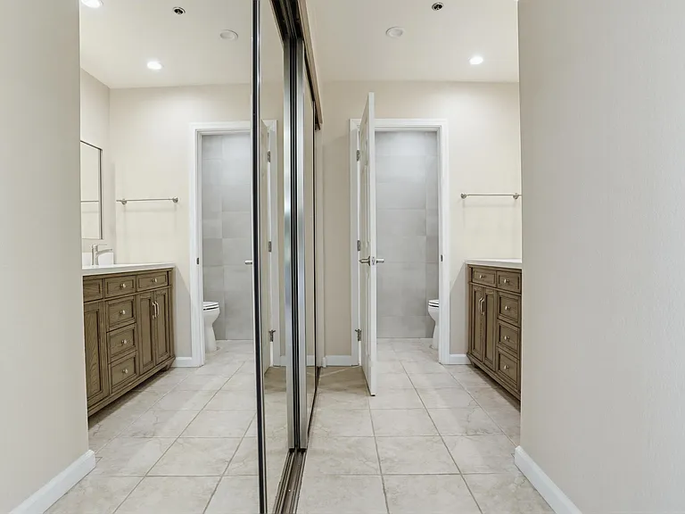 Shasta Terrace Apartments — Photo 20