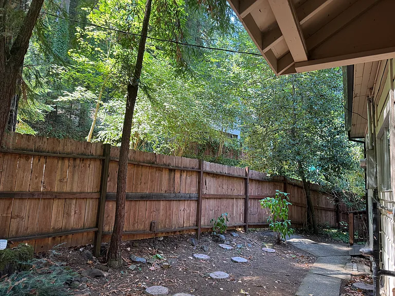 148 Sequoia Ave — Photo 5