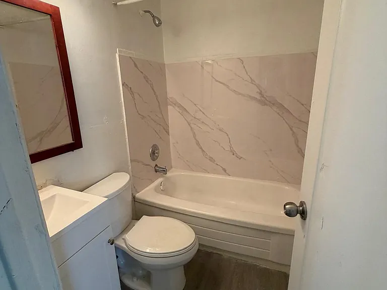 312 Hill St — Photo 5
