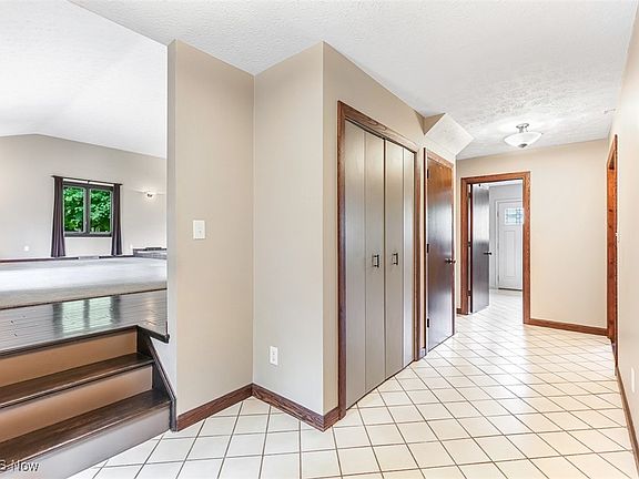 4th image of 6605 Duneden Ave