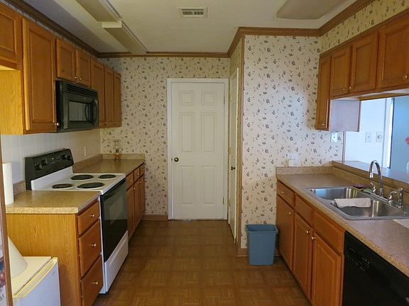 3rd image of 3816 Alex Kornman Blvd