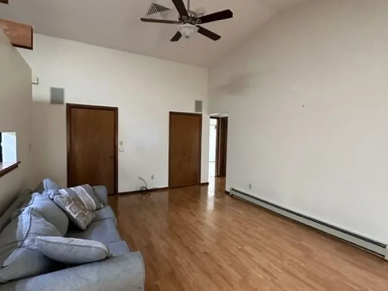 114 Ironweed Dr — Photo 17