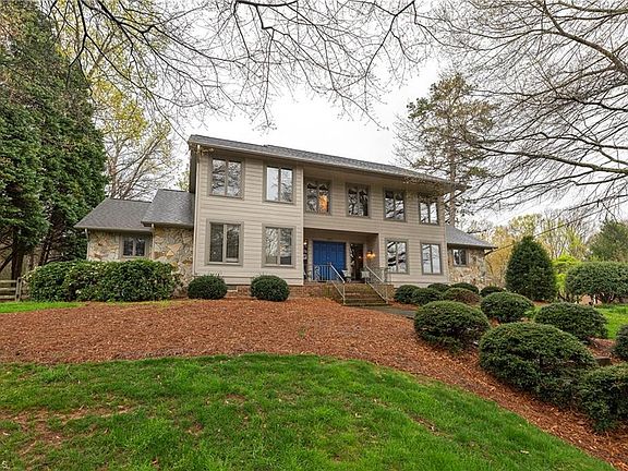 4th image of 1201 Cliffspring Ct