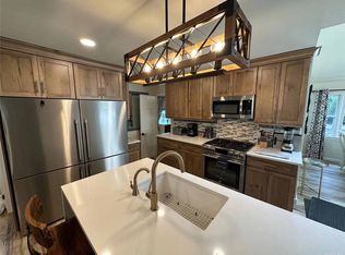 1900 Paradise Shores Rd, Southold, NY 11971