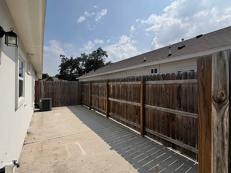 1625 W Marlin St #2 — Photo 13