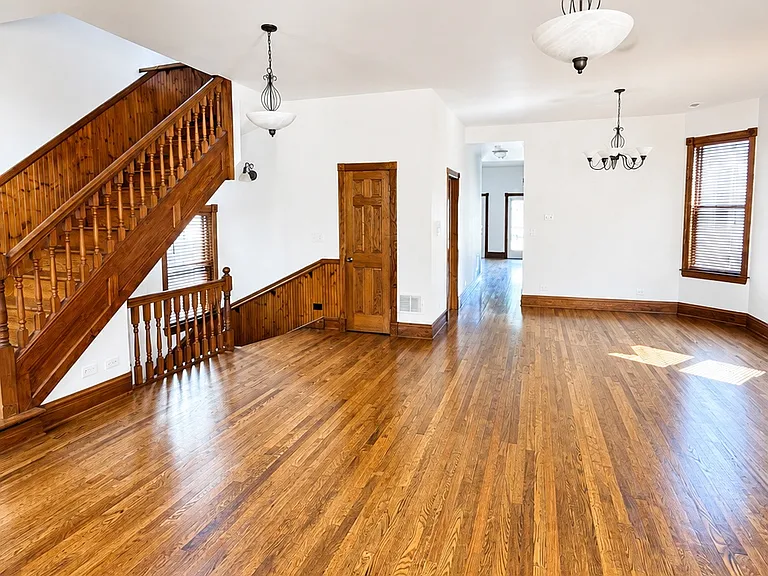 1926 W Warner Ave #2 — Photo 3
