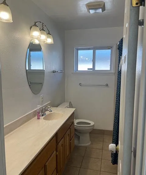 2900 Wisconsin St NE — Photo 9