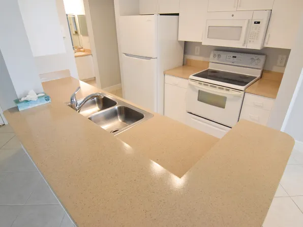 236 Village Blvd APT 1209, Tequesta, FL 33469