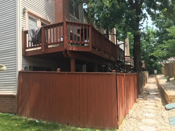 12309 Quiet Hollow Ct, Fairfax, VA 22033