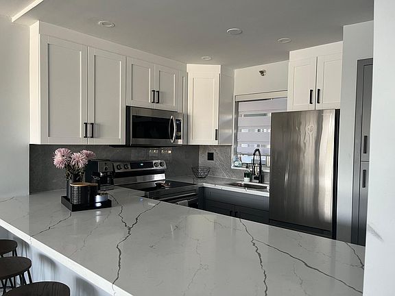 3rd image of 1700 NW North River Dr APT 207