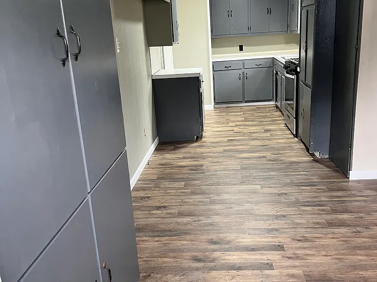 712 W Barnett St — Photo 19