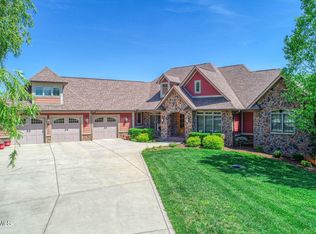 421 Golf Ridge Dr, Kingsport, TN 37664