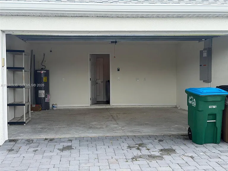3223 NE 14th Ave — Photo 14
