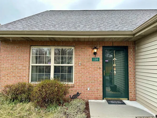 110 Saddlebrook Dr, Indiana, PA 15701